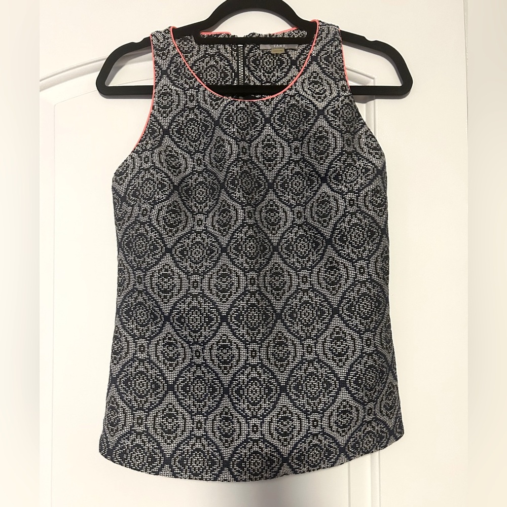 Tart Geometric Sleeveless Tank - Fully lined